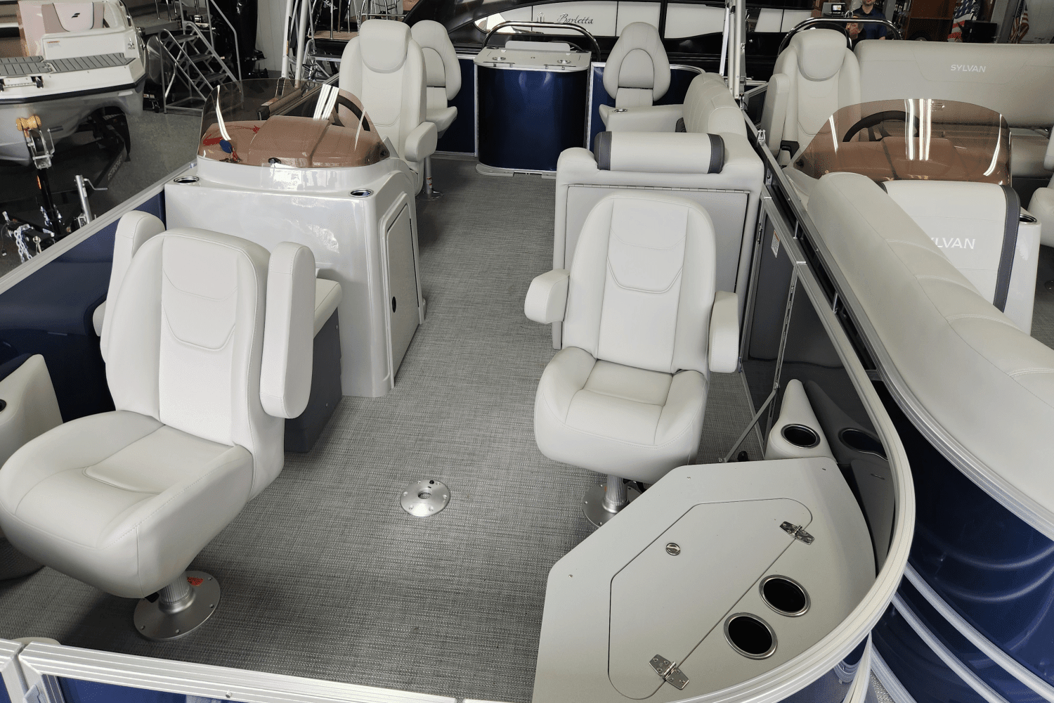 2025 Sylvan MIRAGE 8520 Image Thumbnail #28