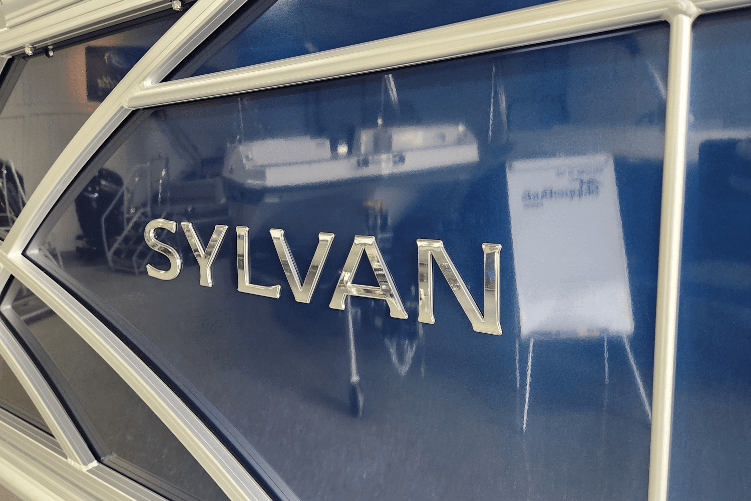 2025 Sylvan MIRAGE 8520 Image Thumbnail #3