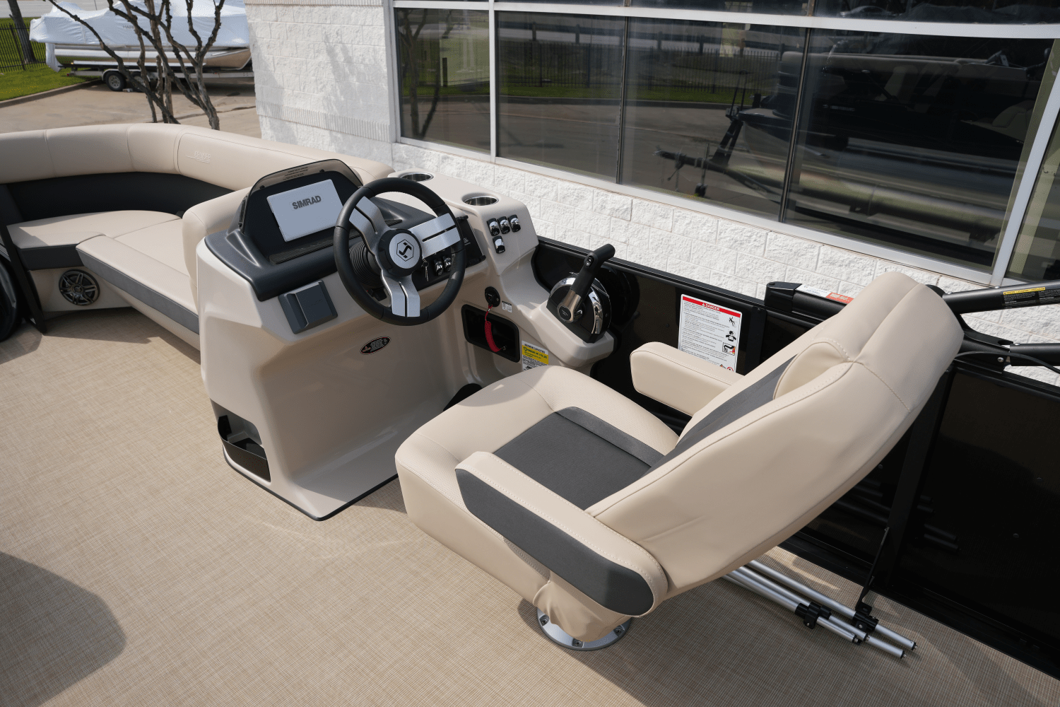 2025 Harris 230 Cruiser Image Thumbnail #12