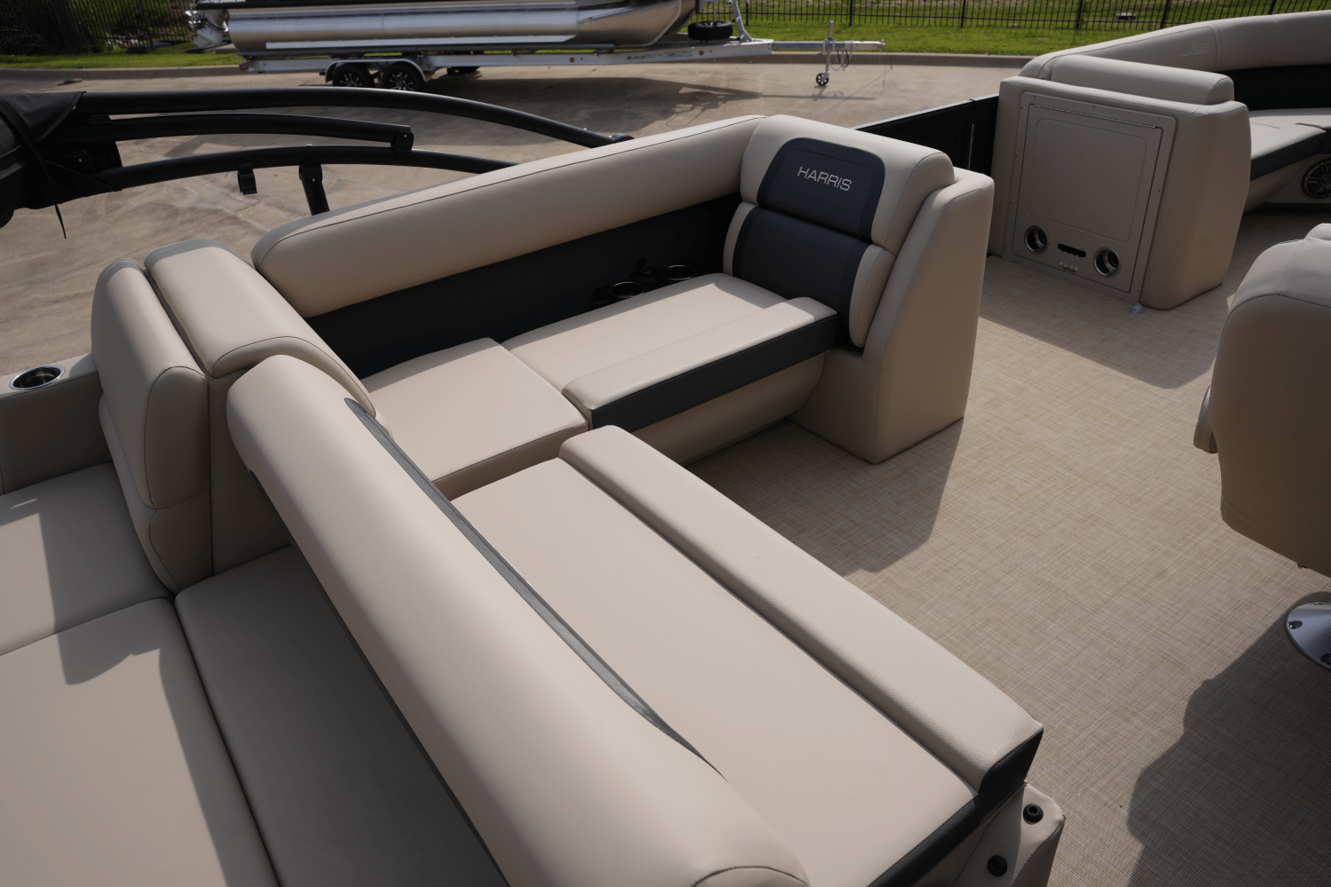 2025 Harris 230 Cruiser Image Thumbnail #17