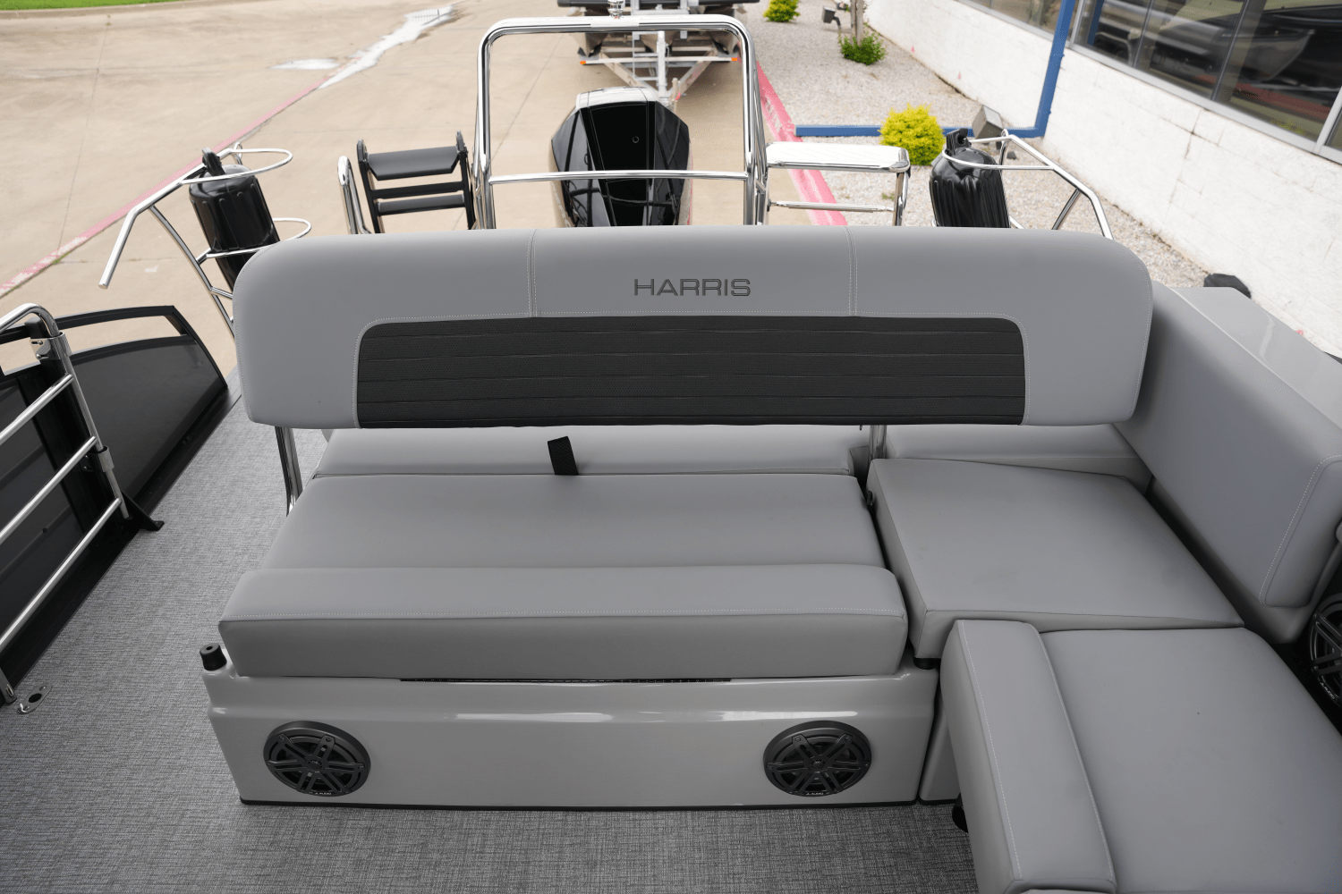 2025 Harris 230 Solstice Image Thumbnail #18