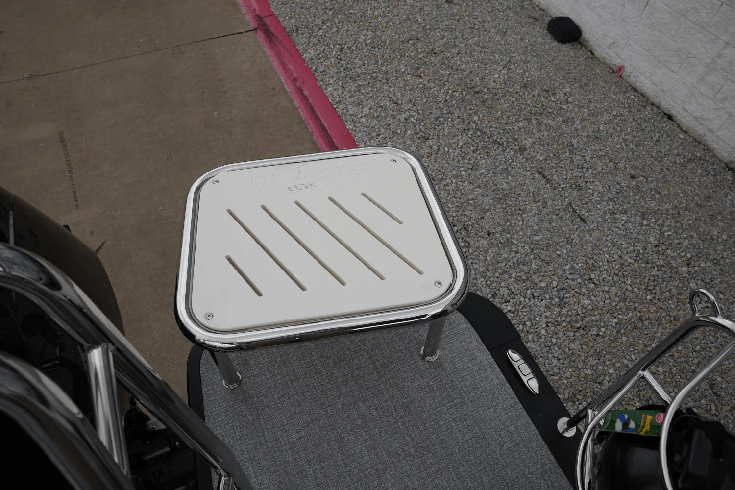 2025 Harris 230 Solstice Image Thumbnail #23