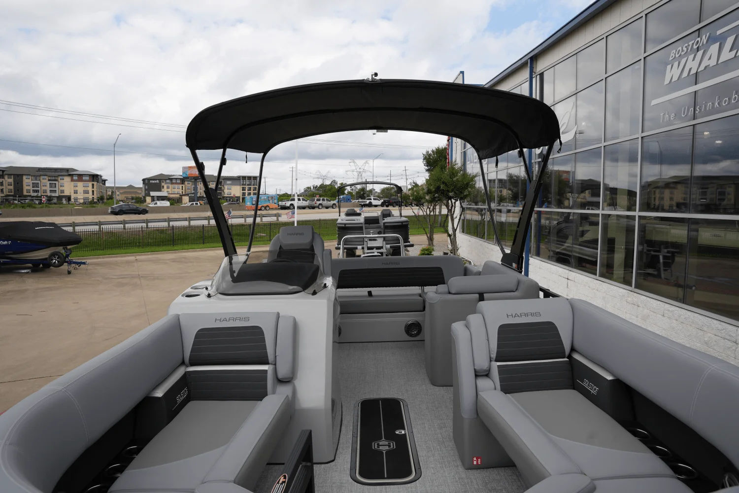 2025 Harris 230 Solstice Image Thumbnail #5