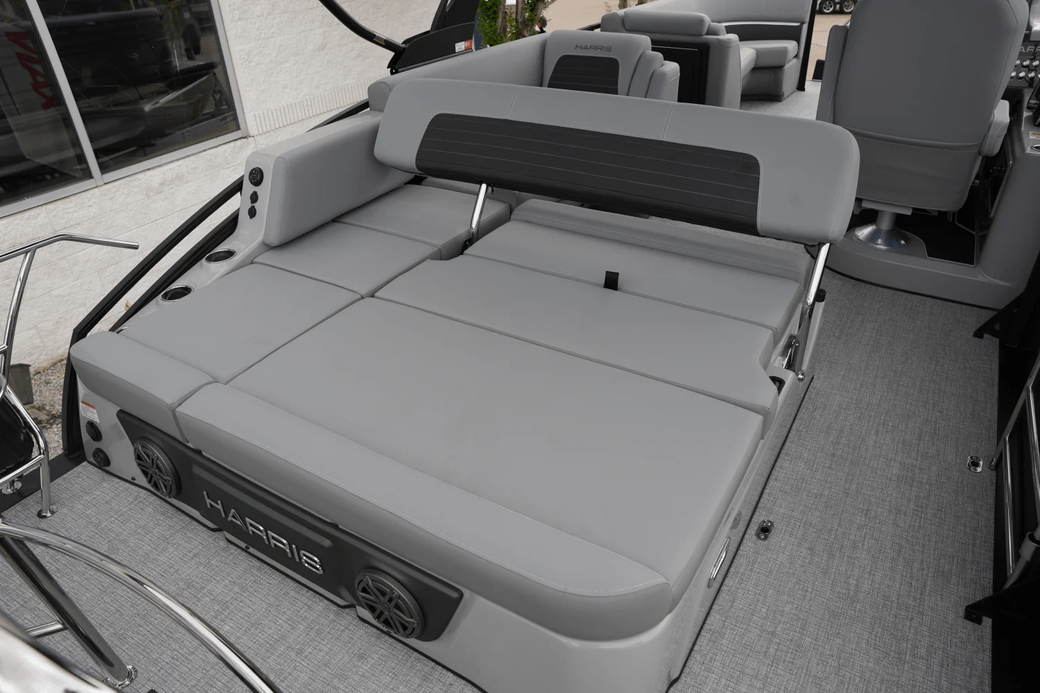 2025 Harris 230 Solstice Image Thumbnail #20