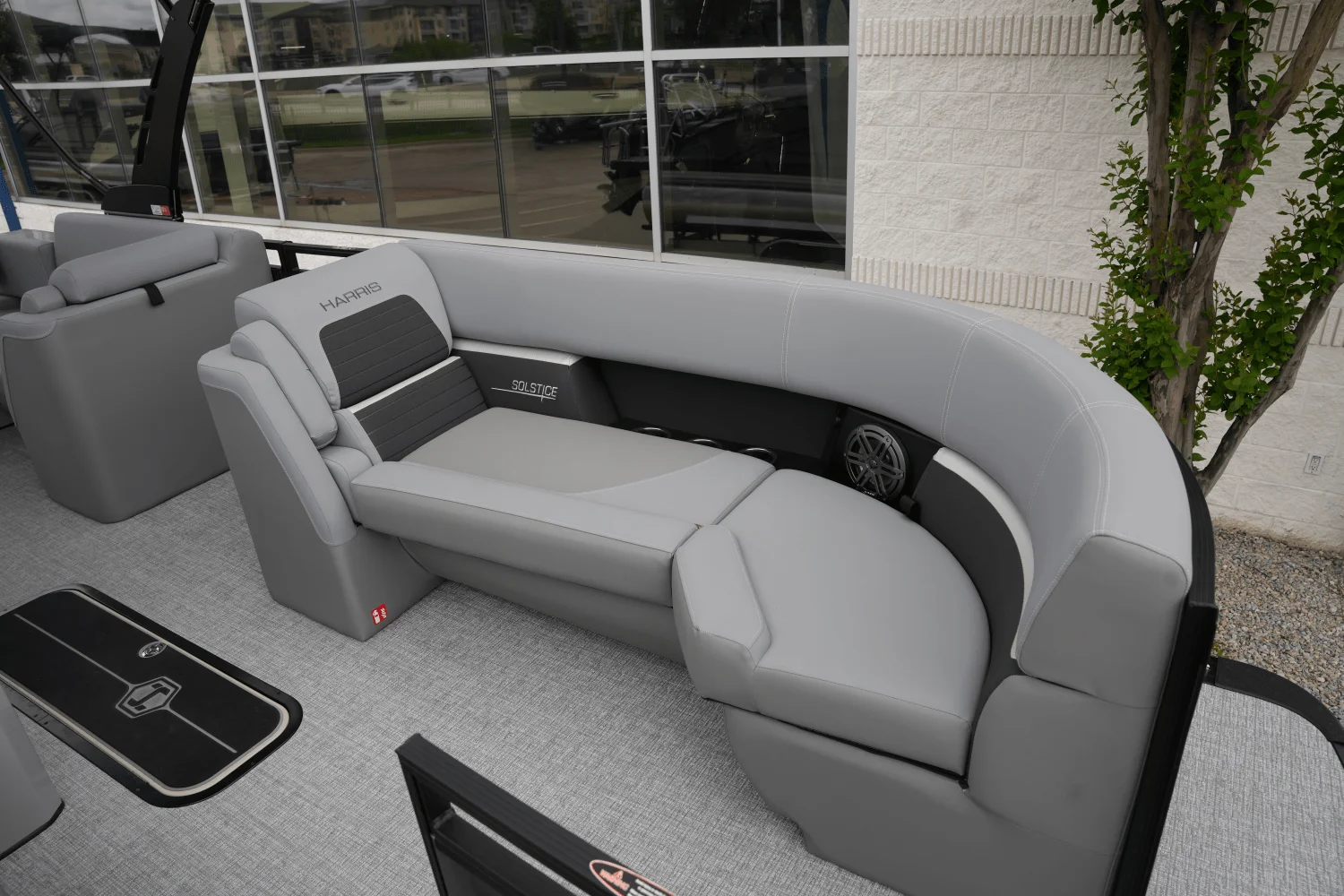 2025 Harris 230 Solstice Image Thumbnail #7