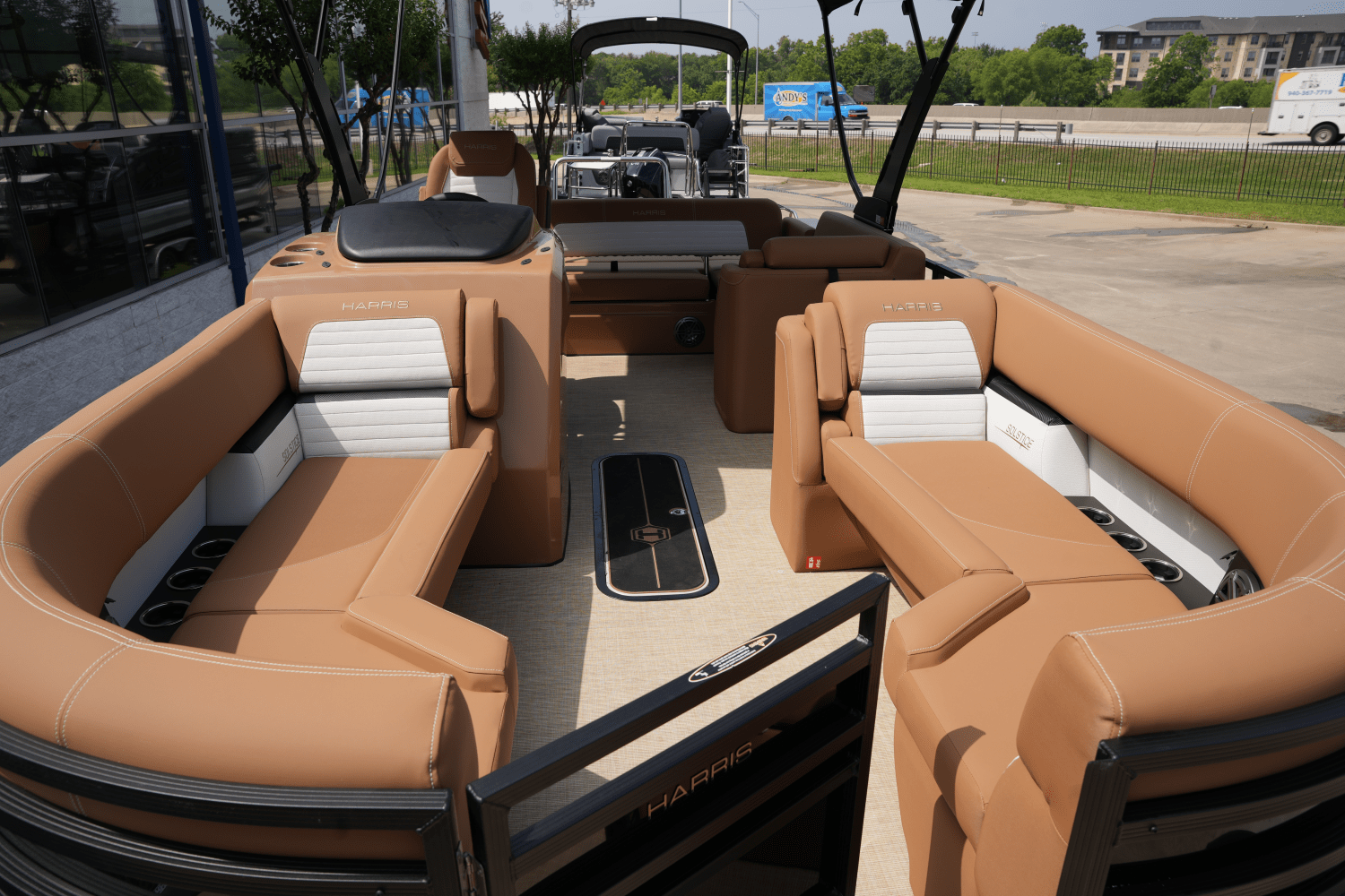 2025 Harris 230 Solstice Image Thumbnail #6