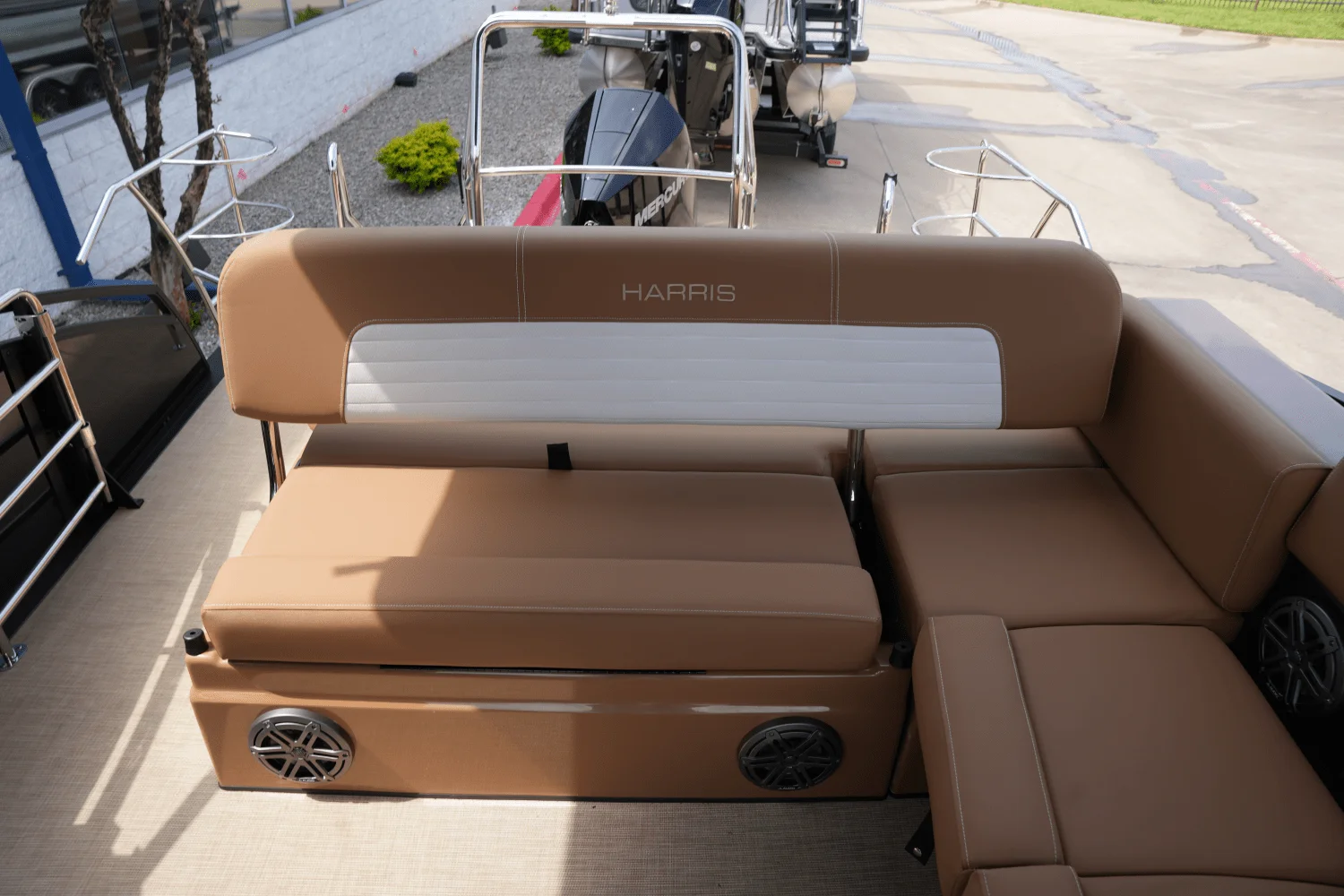 2025 Harris 230 Solstice Image Thumbnail #21