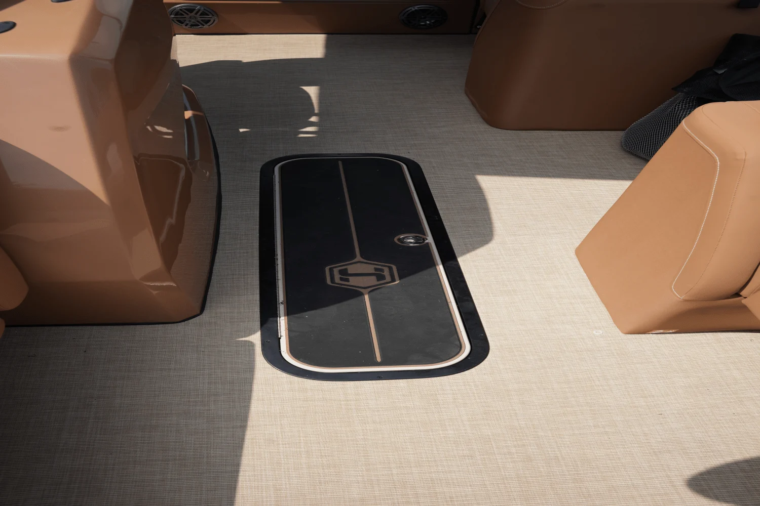 2025 Harris 230 Solstice Image Thumbnail #10