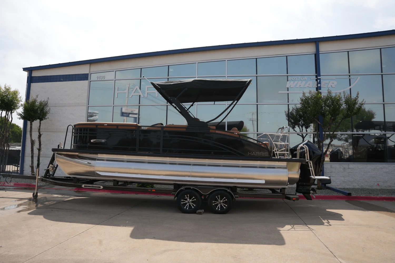 2025 Harris 230 Solstice Image Thumbnail #1