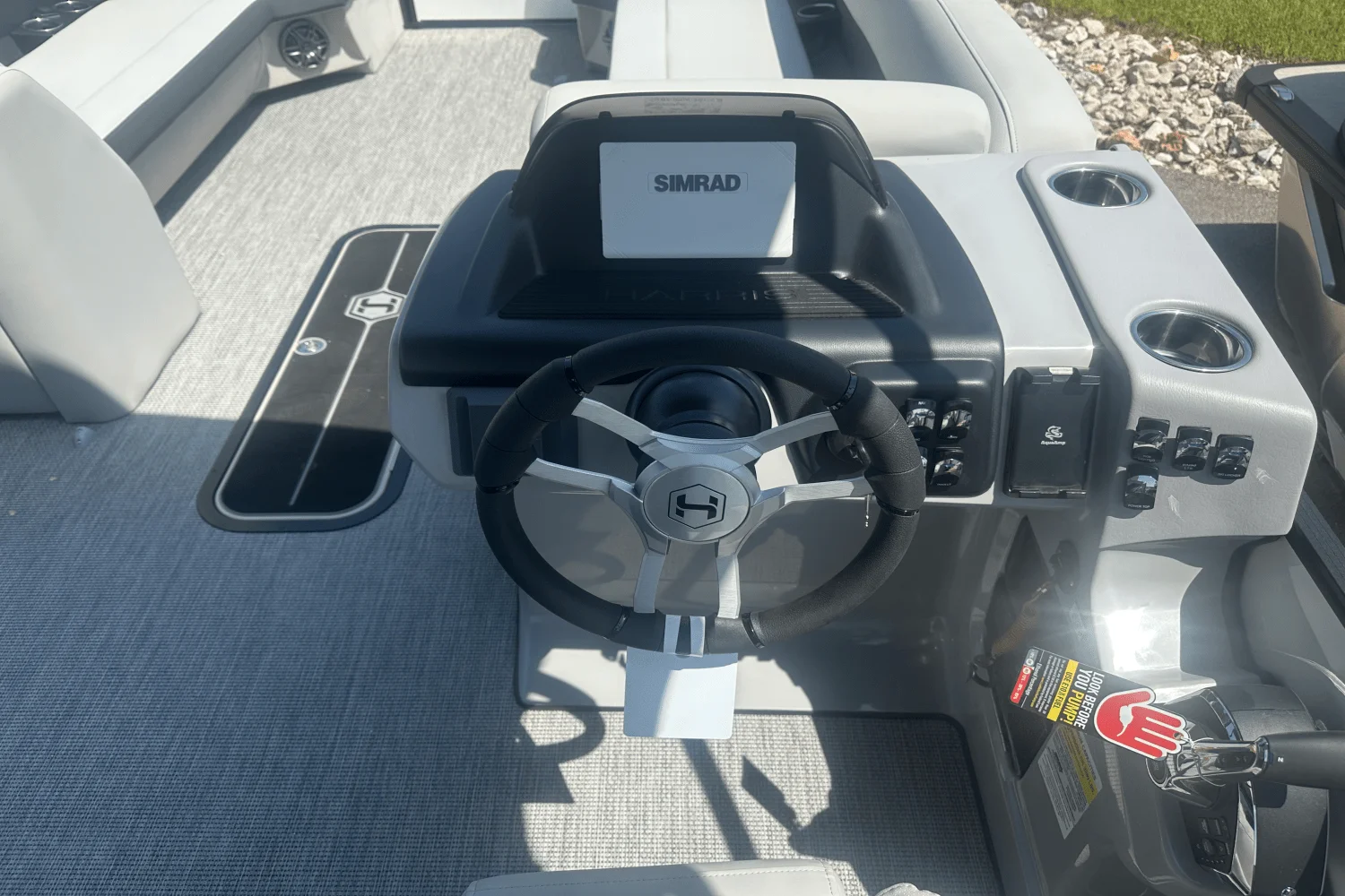 2025 Harris 250 Cruiser Image Thumbnail #11