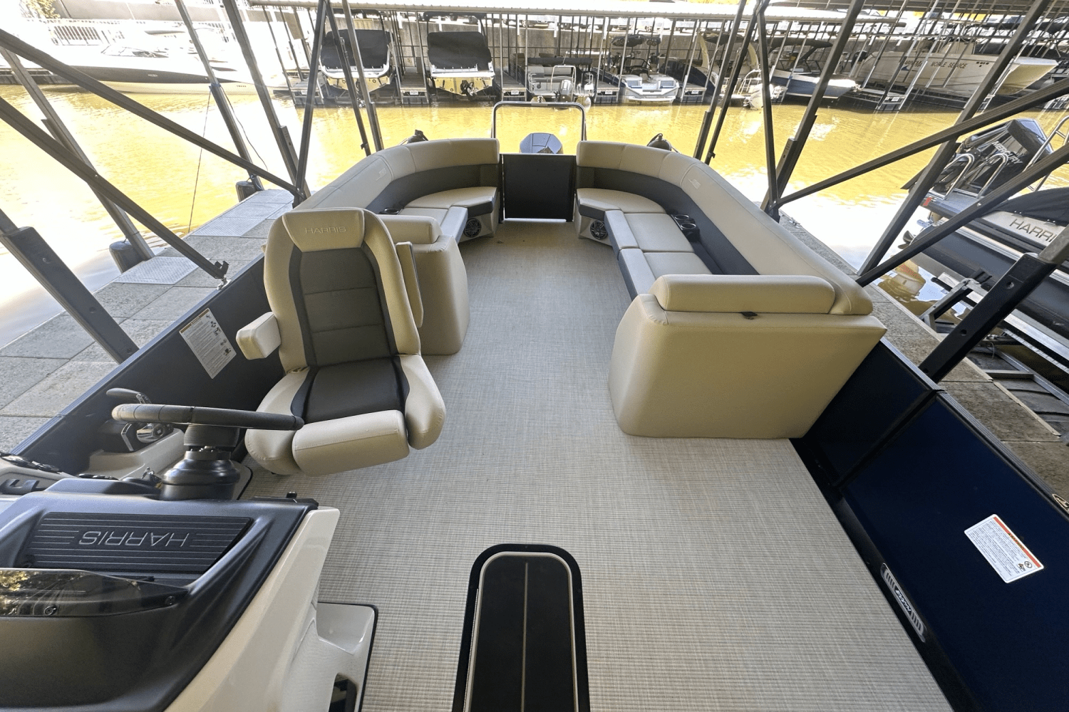 2025 Harris 250 Cruiser Image Thumbnail #1