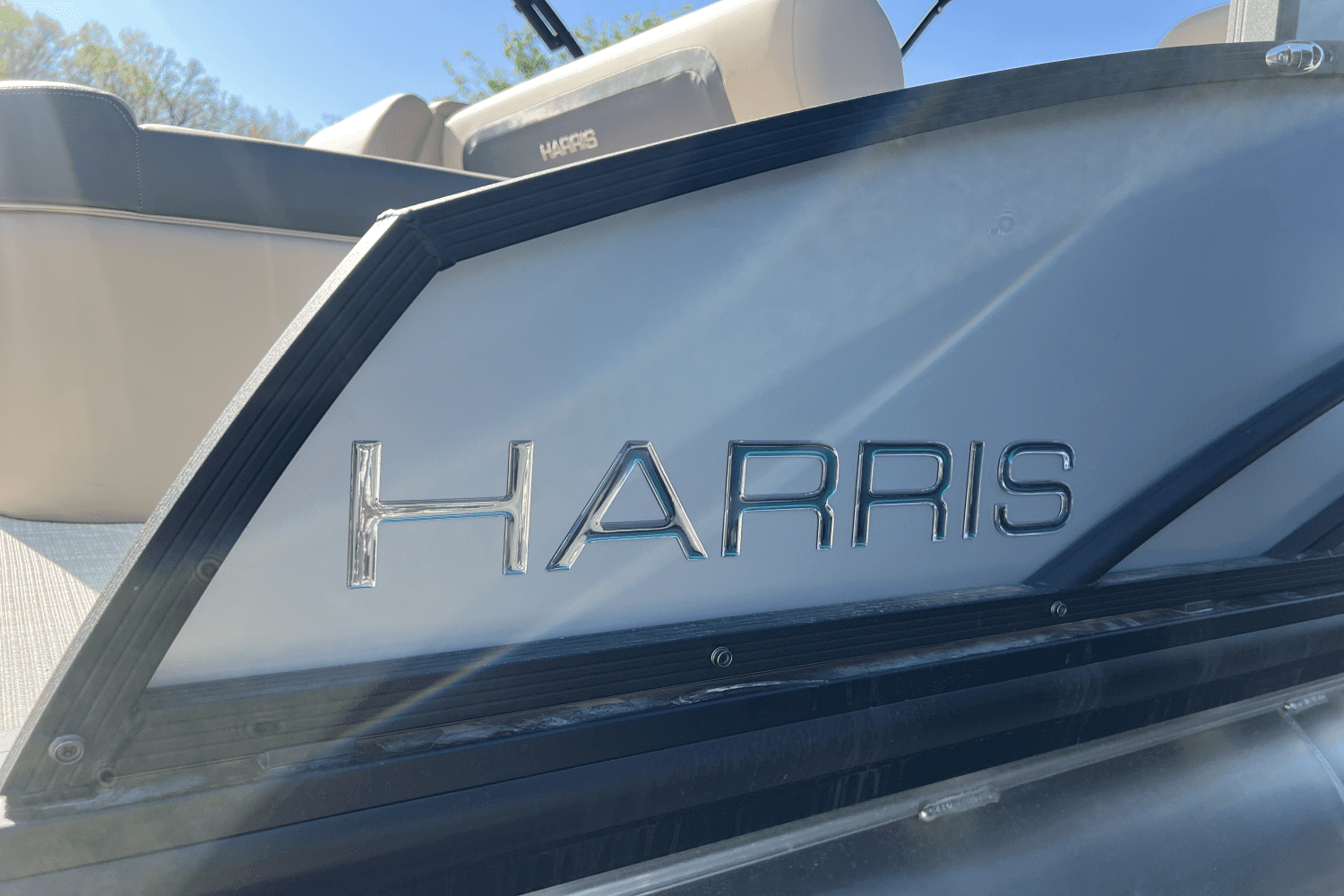 2025 Harris 250 Cruiser Image Thumbnail #3