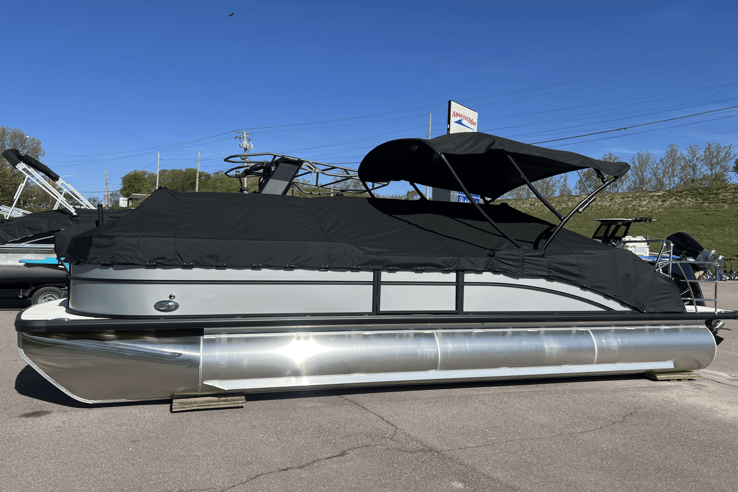 2025 Harris 250 Cruiser Image Thumbnail #2