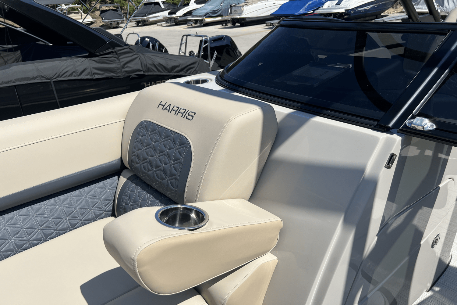 2025 Harris 250 Solstice DC Image Thumbnail #8