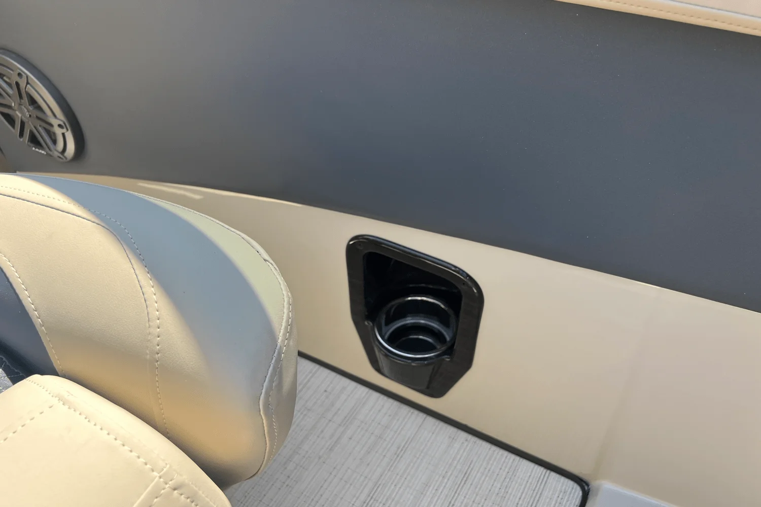 2025 Harris 250 Solstice DC Image Thumbnail #21