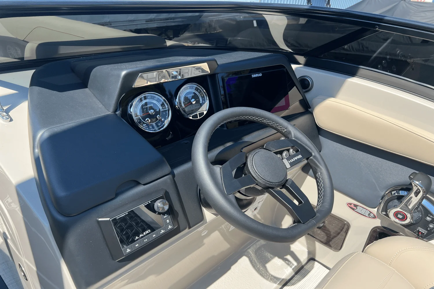 2025 Harris 250 Solstice DC Image Thumbnail #13