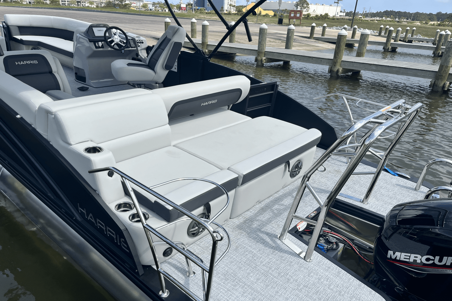 2025 Harris 230 Cruiser Image Thumbnail #6