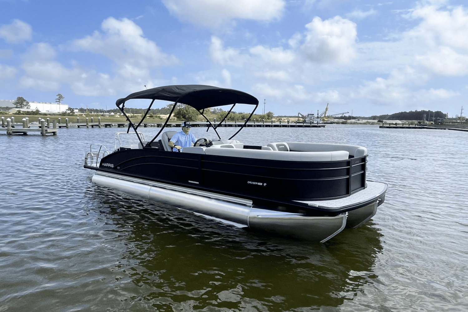 2025 Harris 230 Cruiser Image Thumbnail #2