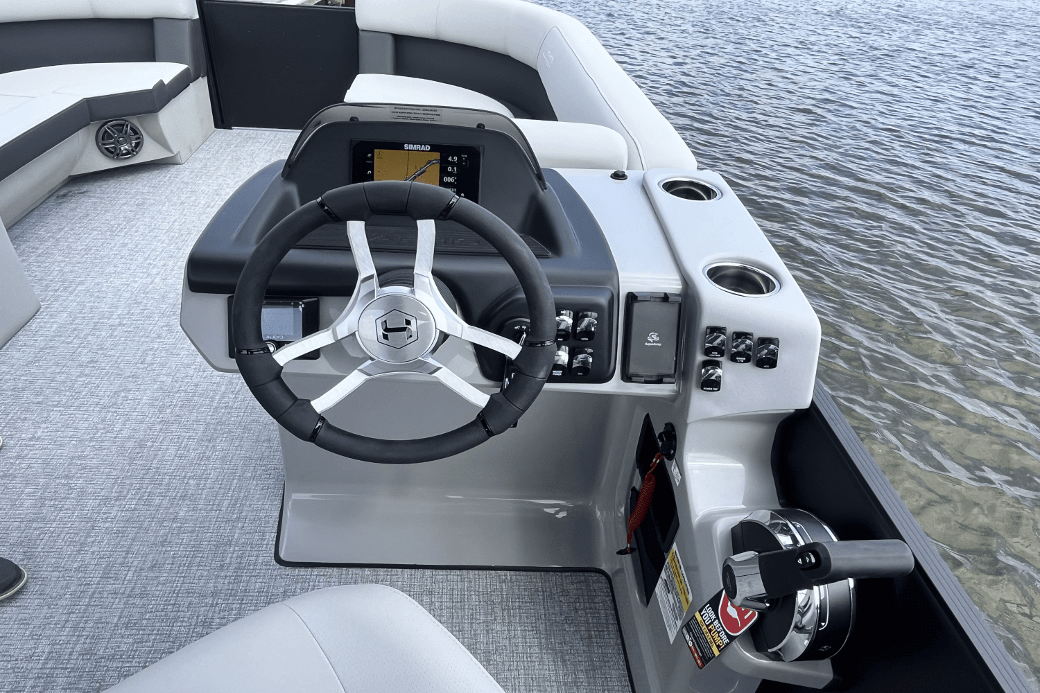 2025 Harris 230 Cruiser Image Thumbnail #11