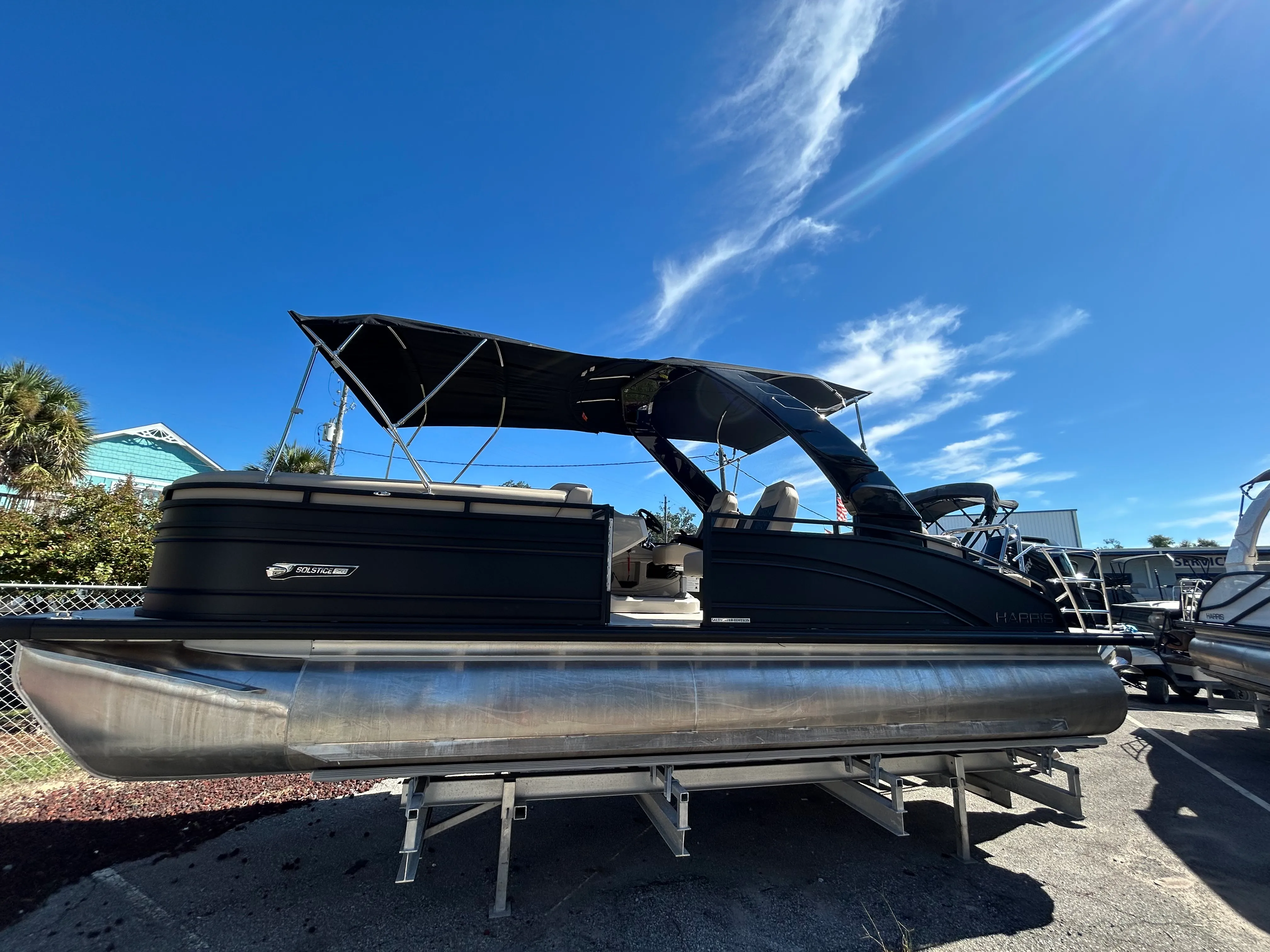 2025 Harris 250 Solstice