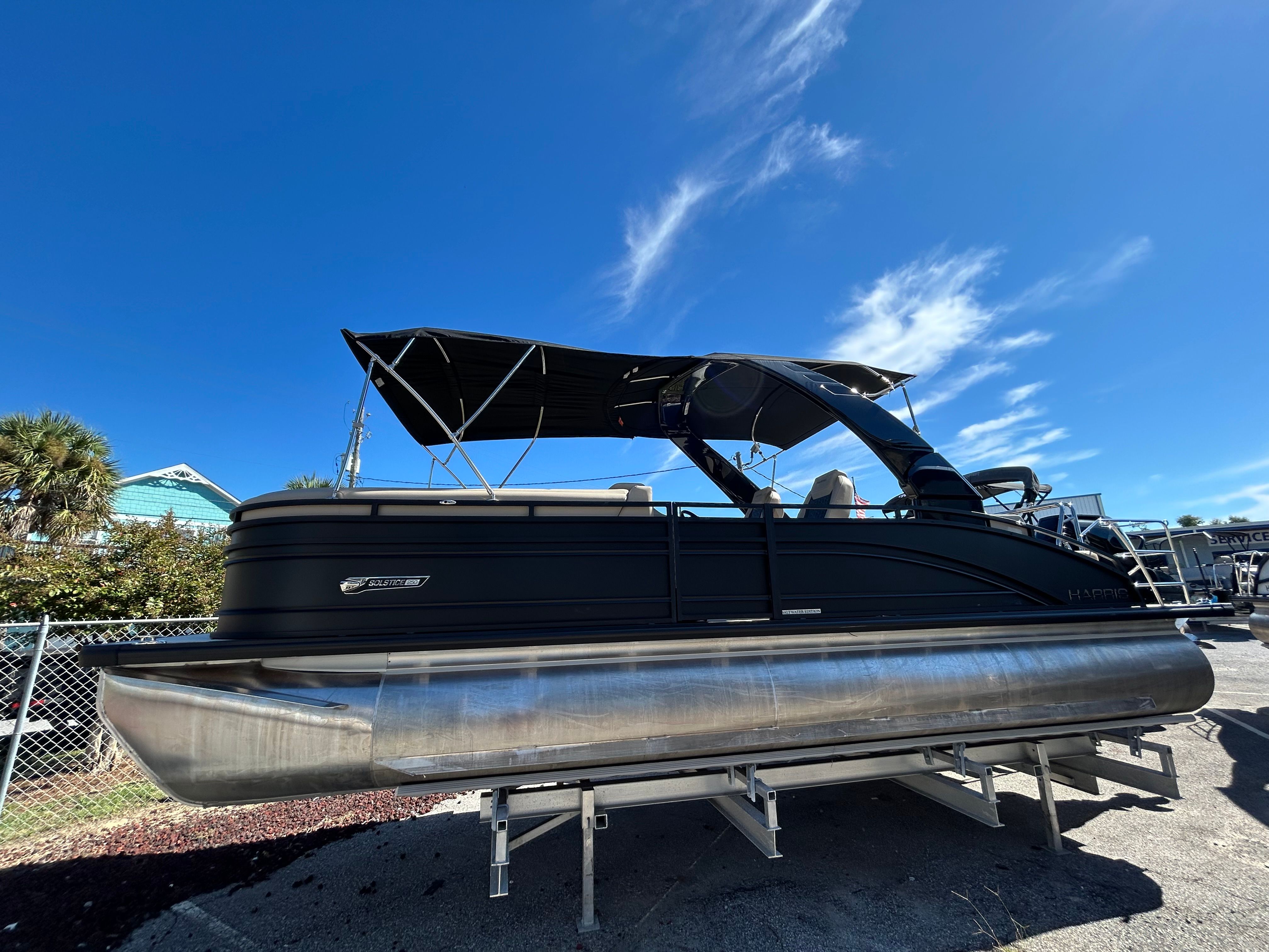 2025 Harris 250 Solstice Image Thumbnail #2