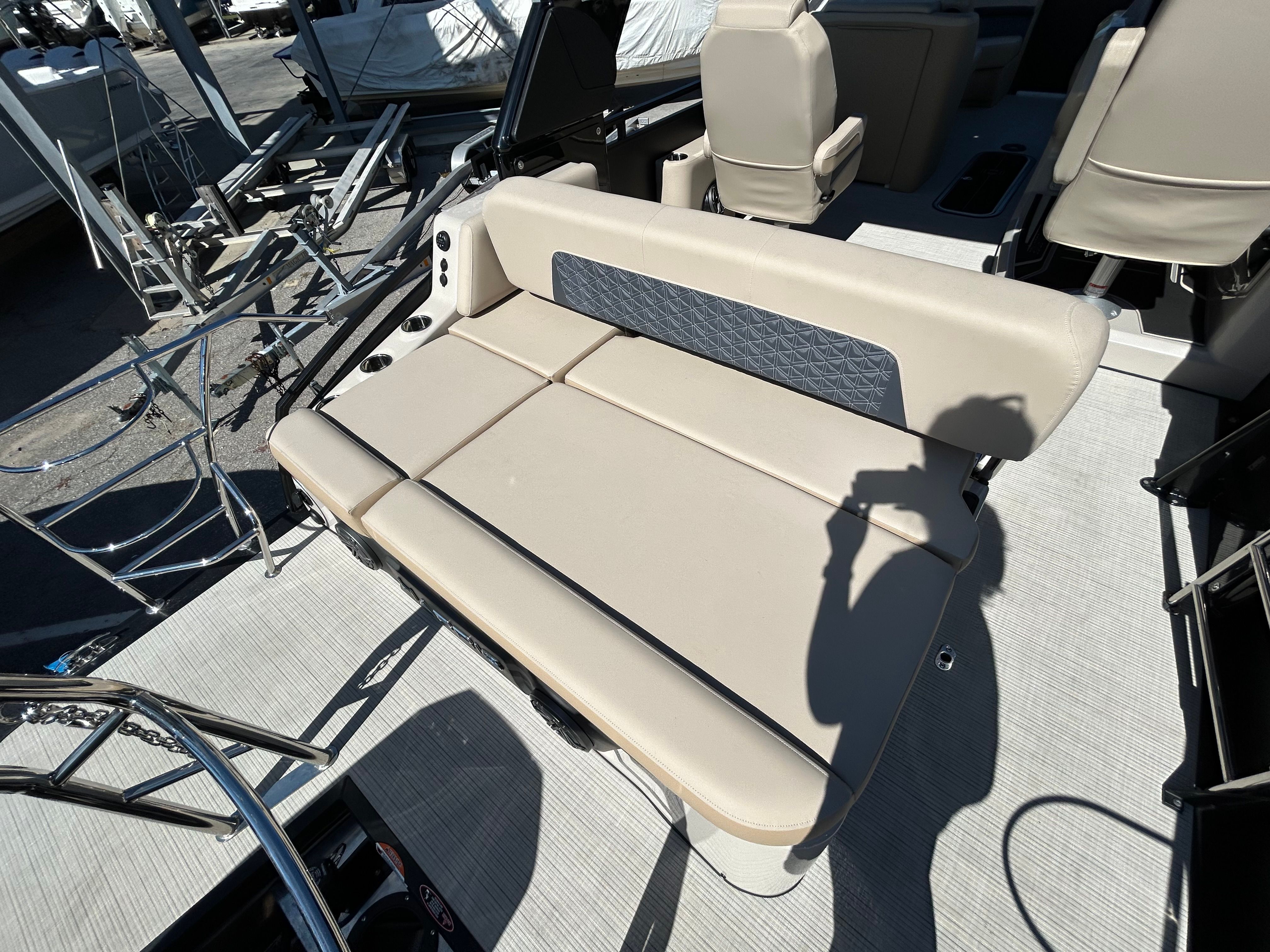 2025 Harris 250 Solstice Image Thumbnail #7