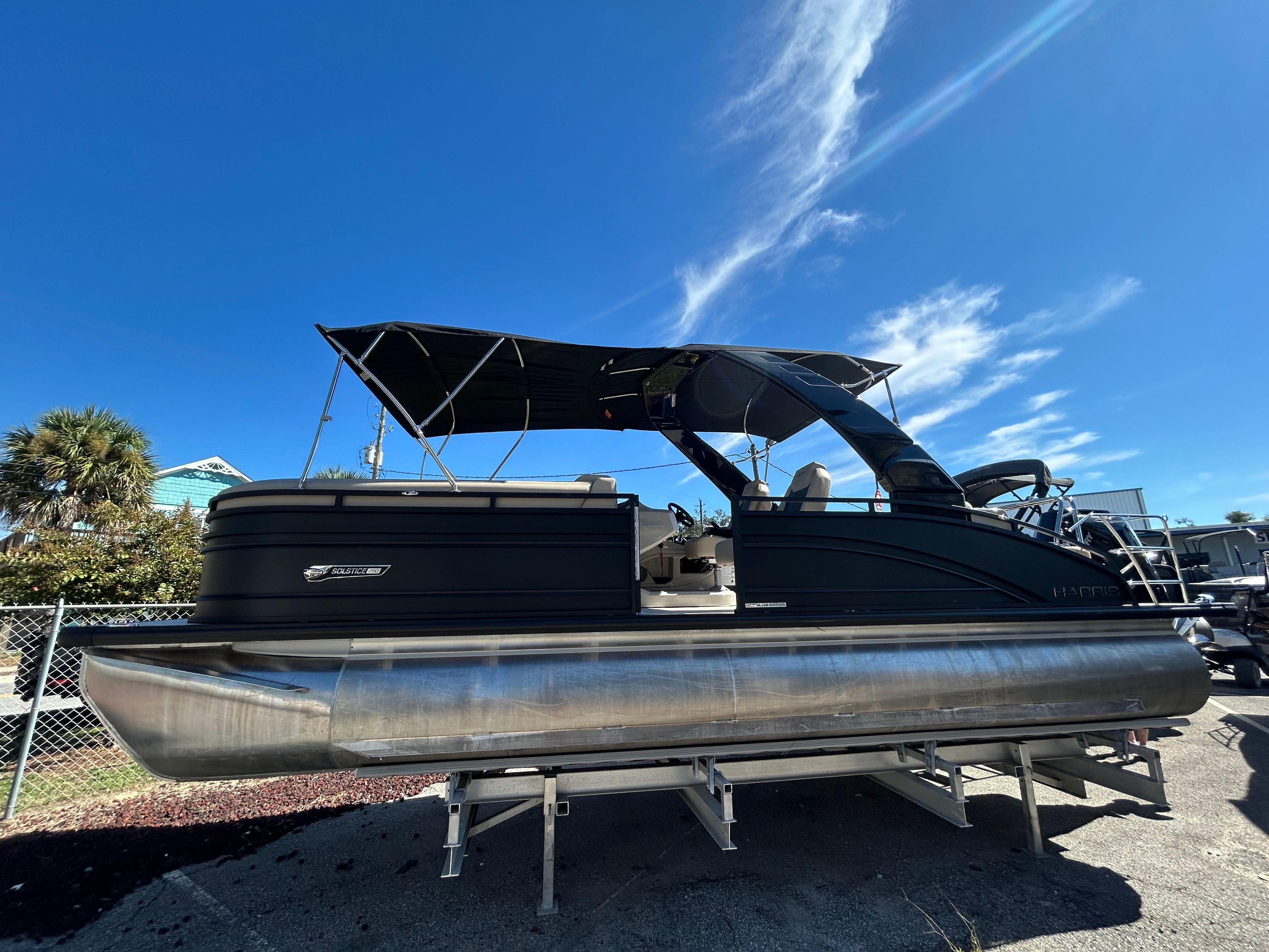 2025 Harris 250 Solstice Image Thumbnail #1