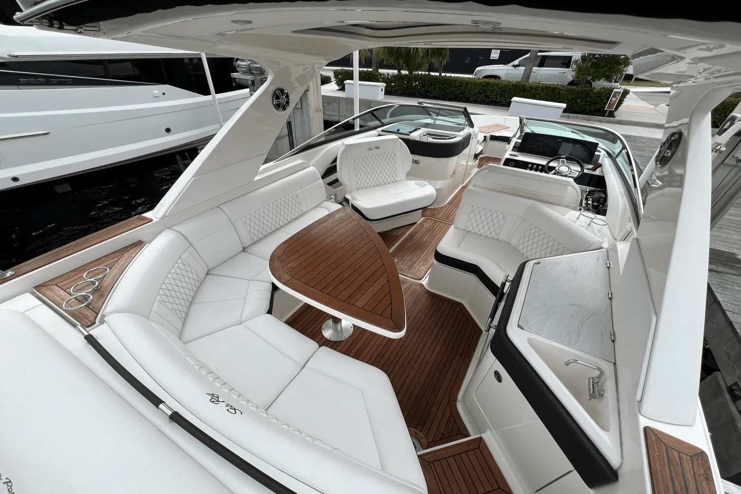 2022 Sea Ray SLX 310 Image Thumbnail #44