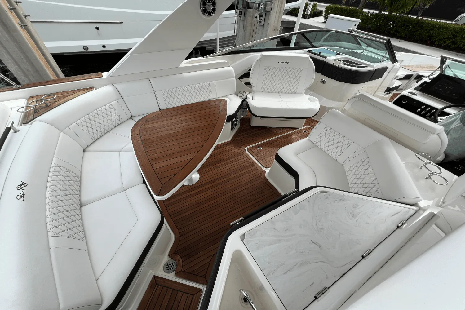2022 Sea Ray SLX 310 Image Thumbnail #43