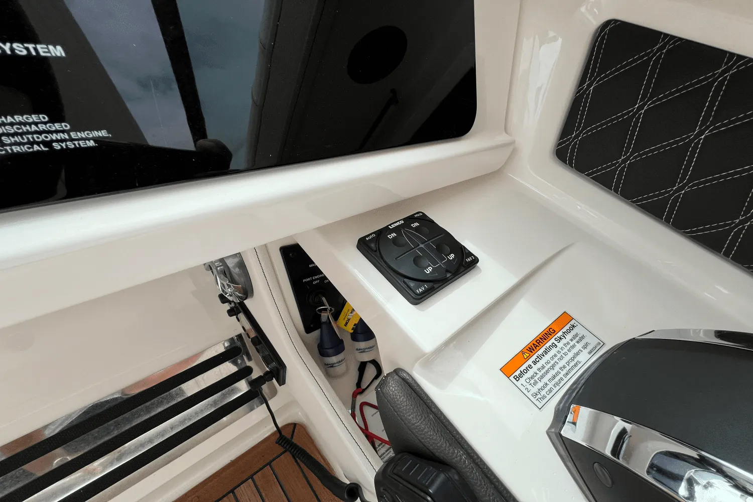 2022 Sea Ray SLX 310 Image Thumbnail #84