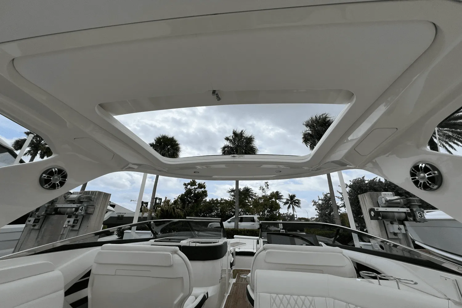 2022 Sea Ray SLX 310 Image Thumbnail #66