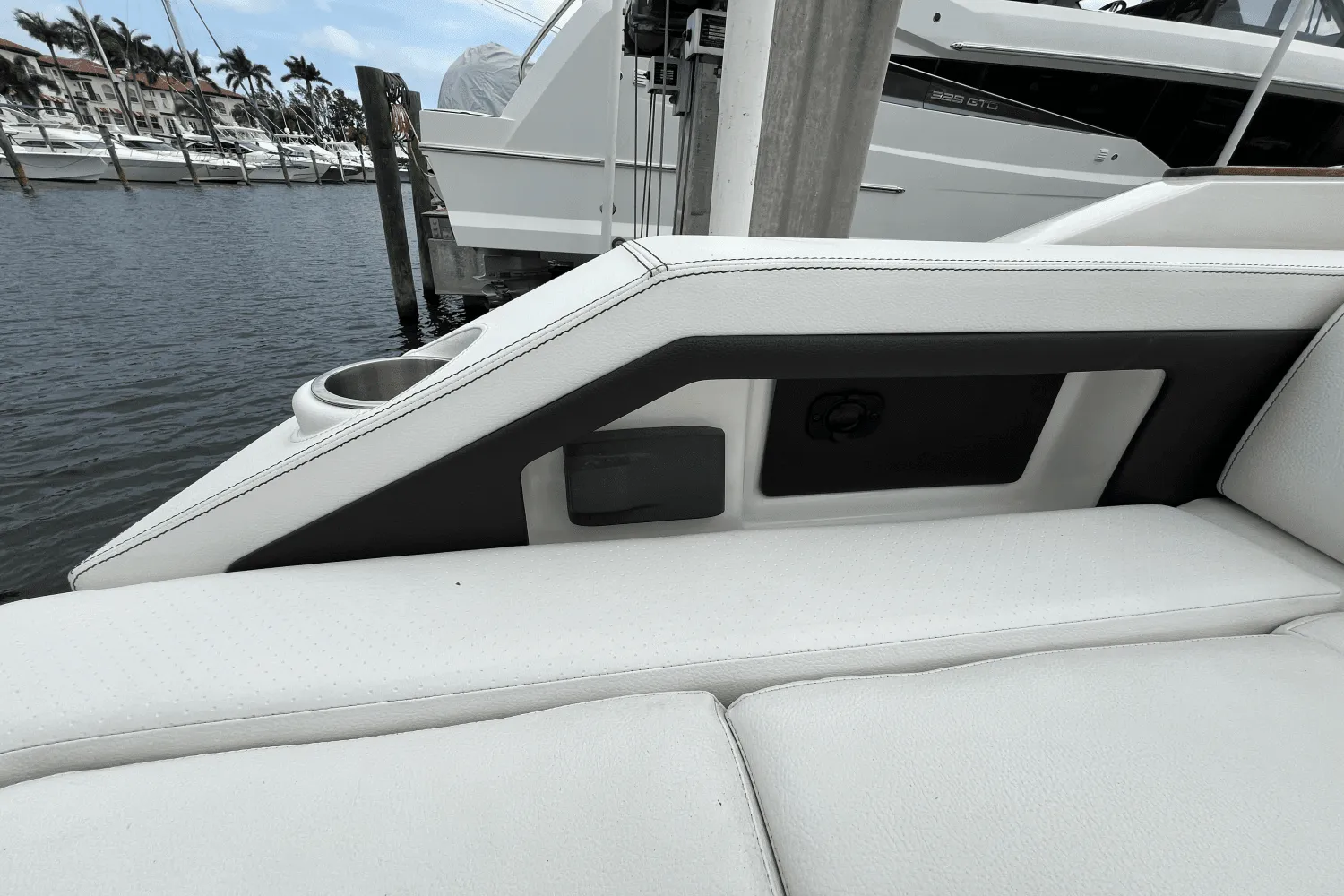 2022 Sea Ray SLX 310 Image Thumbnail #55