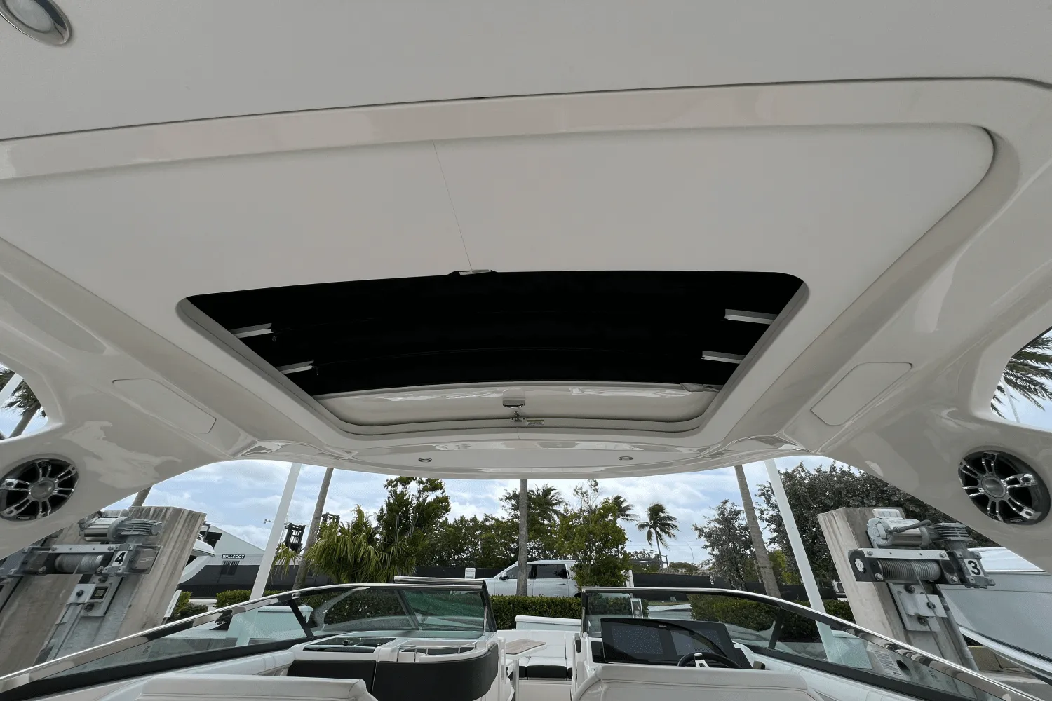 2022 Sea Ray SLX 310 Image Thumbnail #67