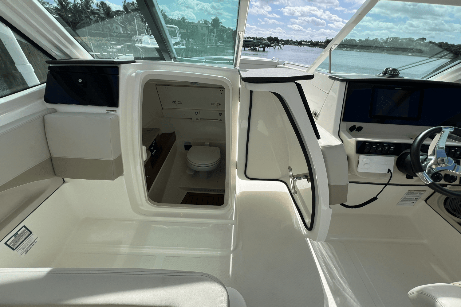 2024 Boston Whaler 280 VANTAGE Image Thumbnail #49