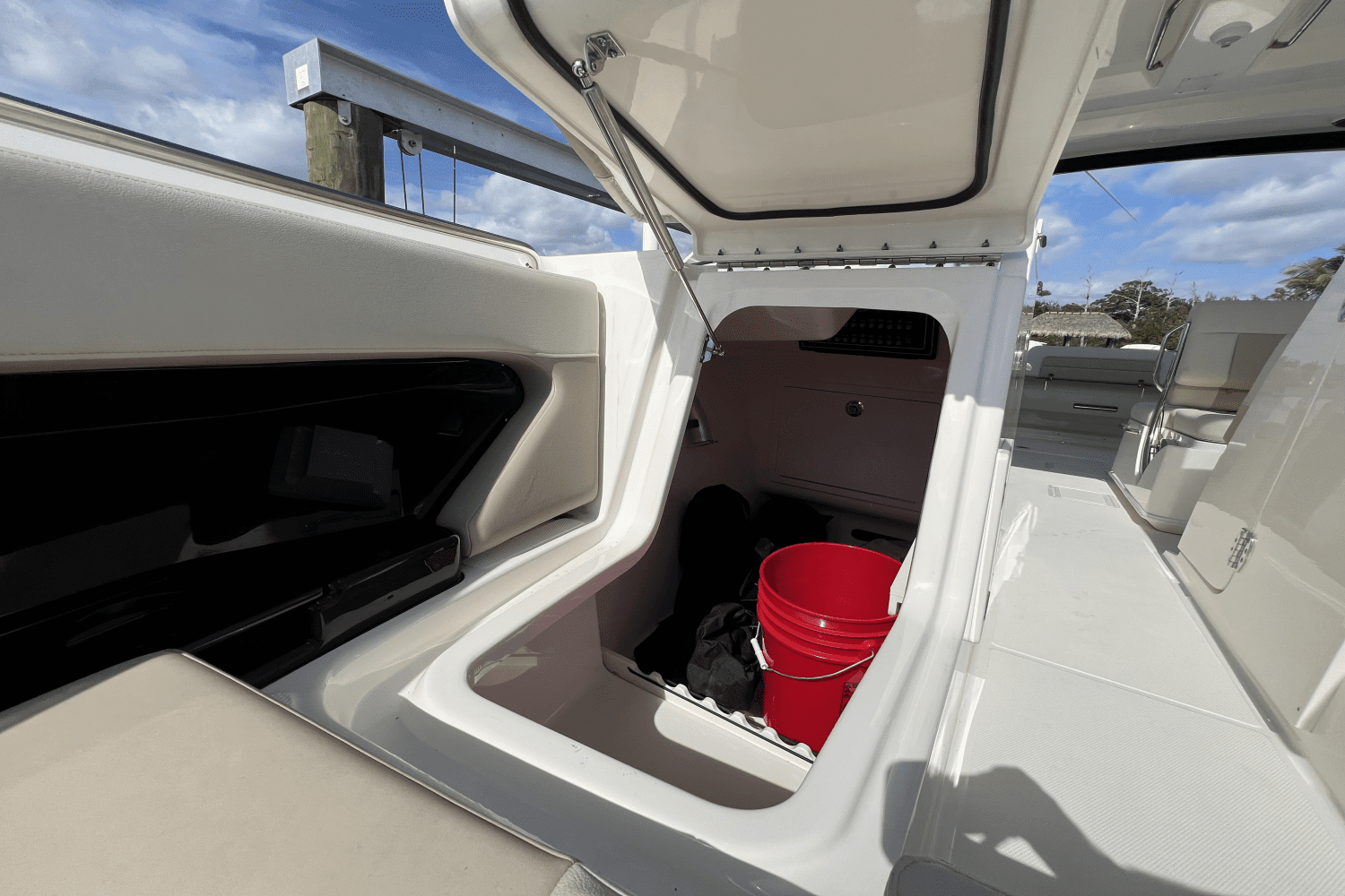 2024 Boston Whaler 280 VANTAGE Image Thumbnail #21