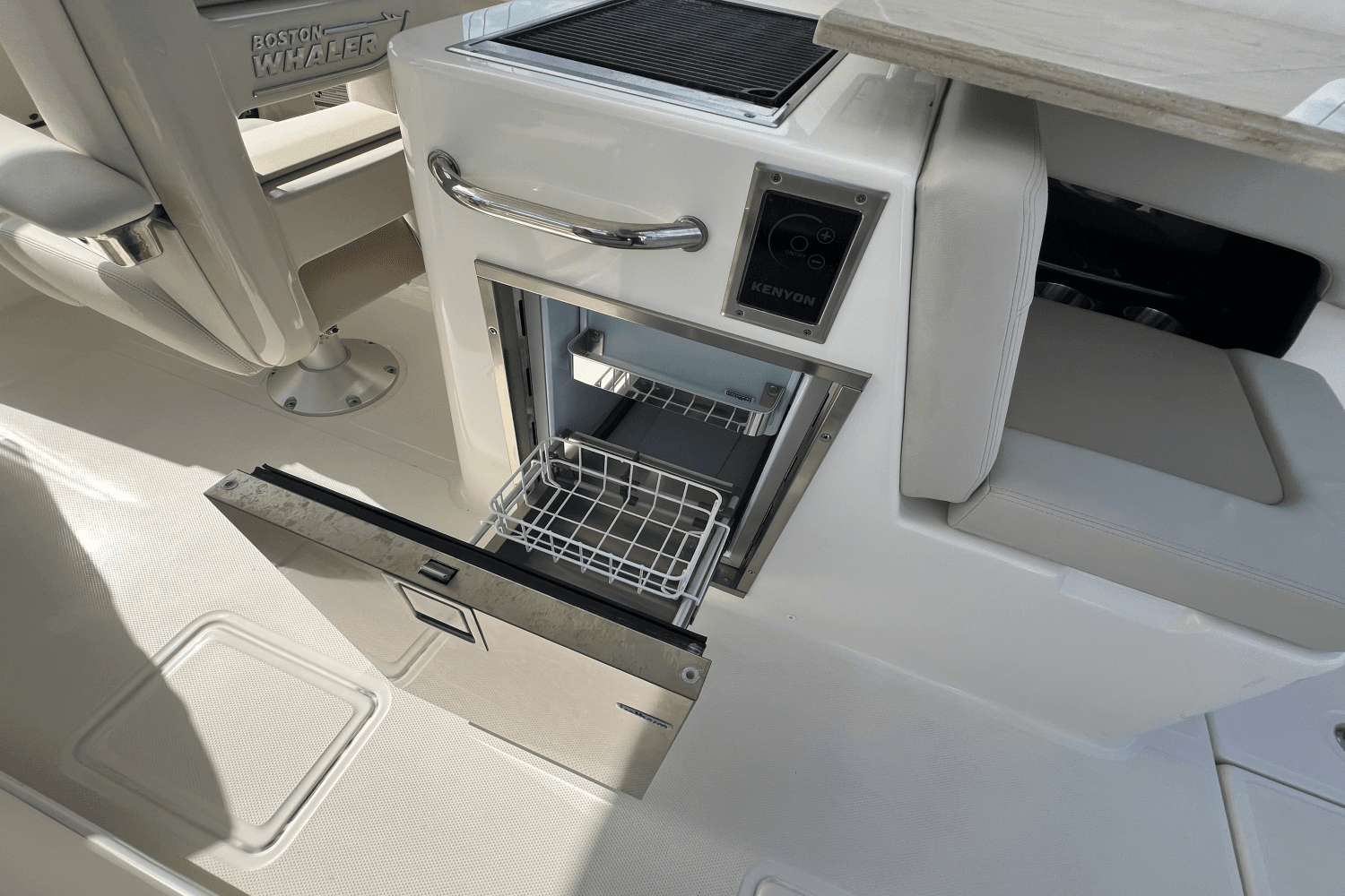2024 Boston Whaler 280 VANTAGE Image Thumbnail #34