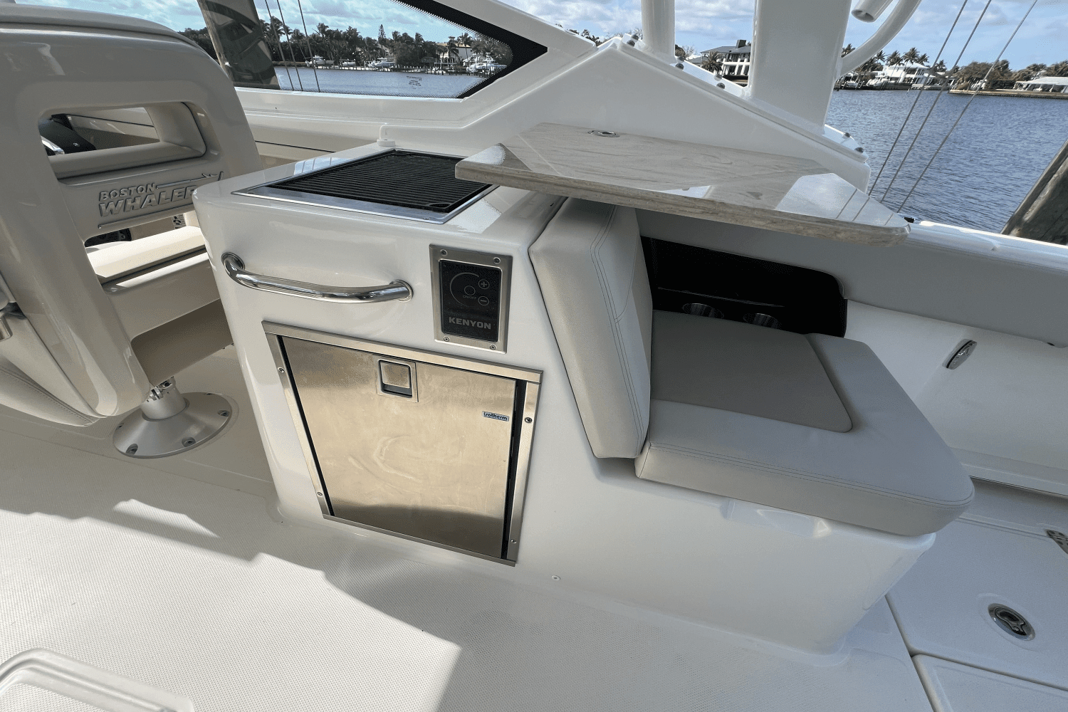 2024 Boston Whaler 280 VANTAGE Image Thumbnail #32