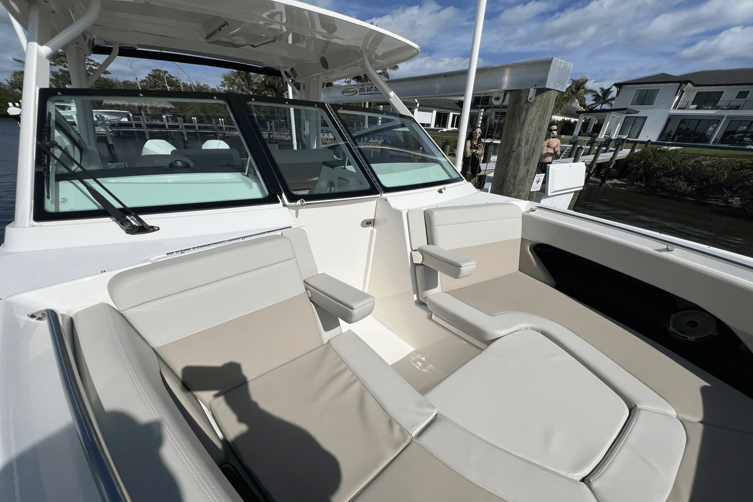 2024 Boston Whaler 280 VANTAGE Image Thumbnail #25