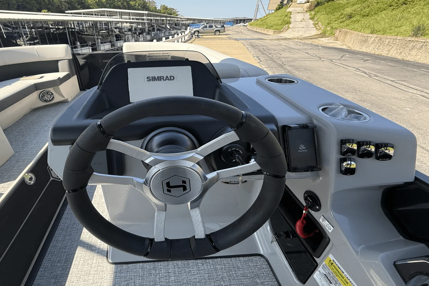 2025 Harris 230 Cruiser Image Thumbnail #7