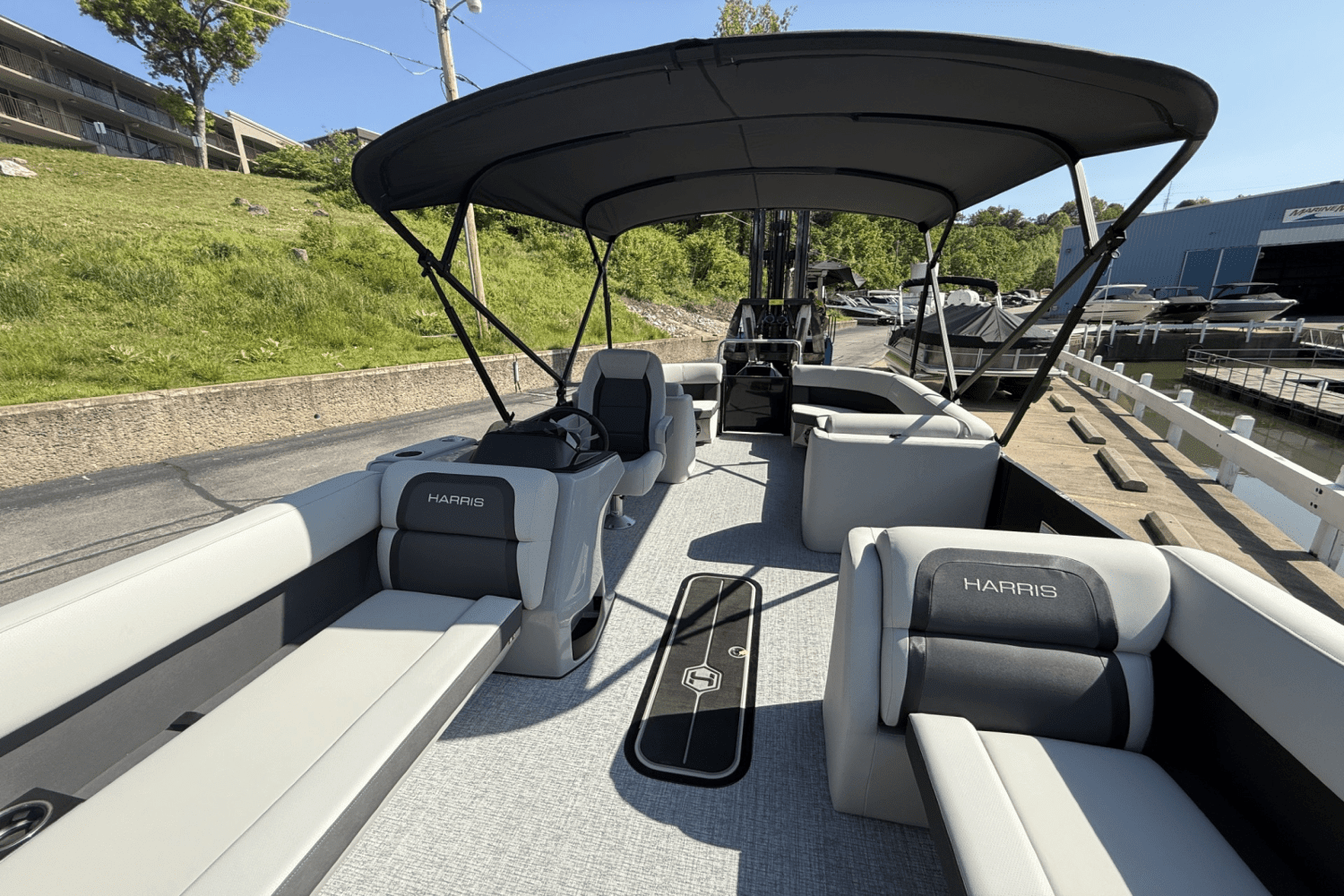 2025 Harris 230 Cruiser Image Thumbnail #10