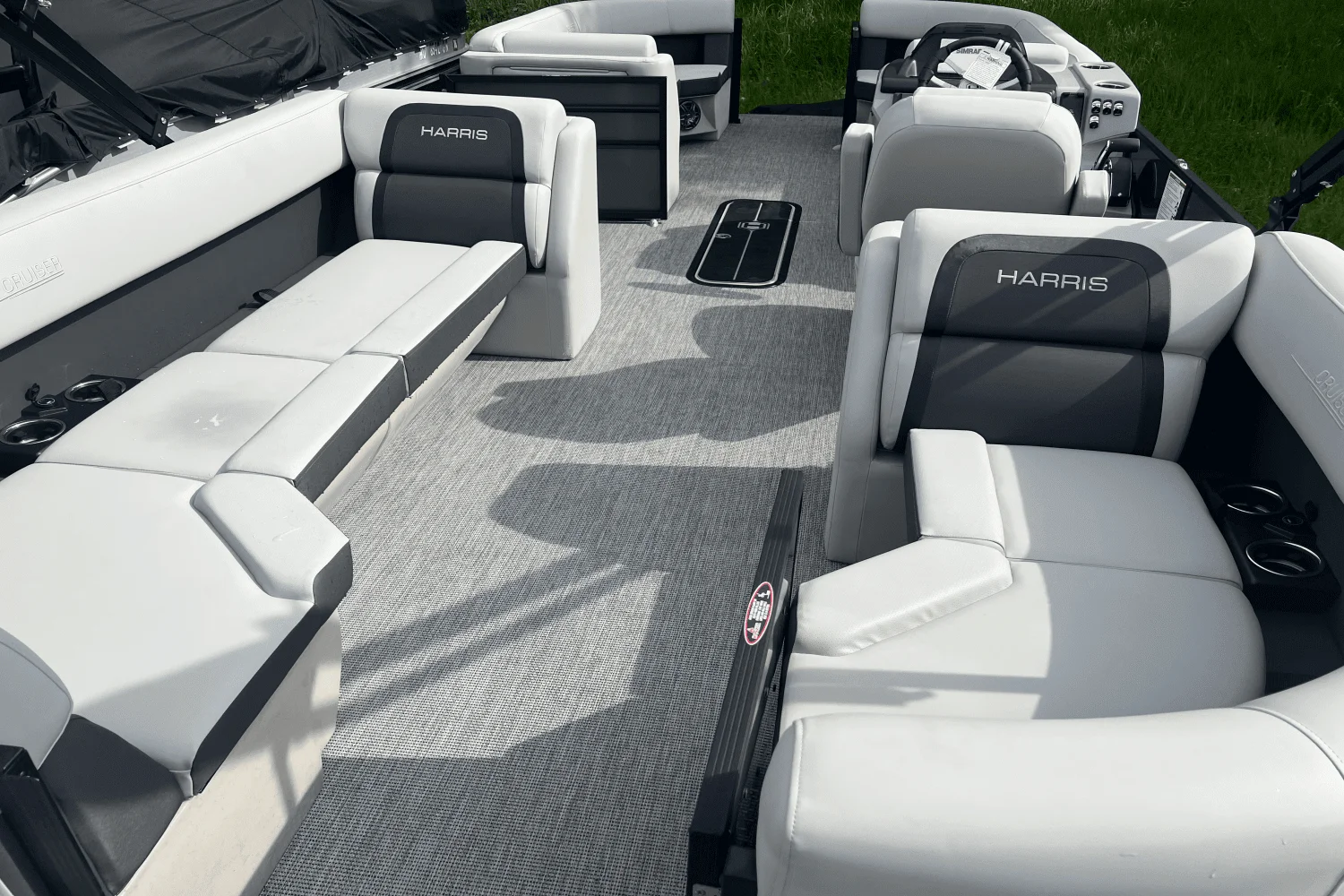 2025 Harris 230 Cruiser Image Thumbnail #17