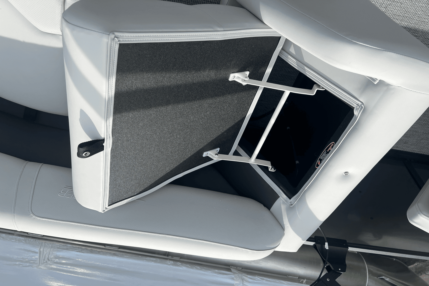 2025 Harris 230 Cruiser Image Thumbnail #32