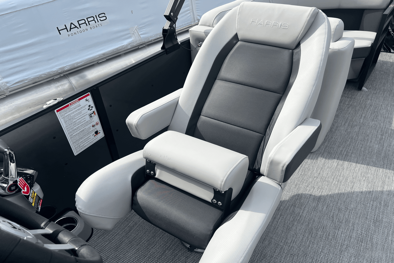 2025 Harris 230 Cruiser Image Thumbnail #24