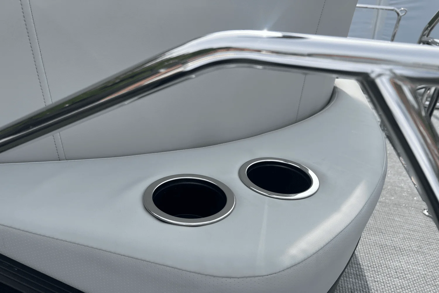 2025 Harris 230 Cruiser Image Thumbnail #12