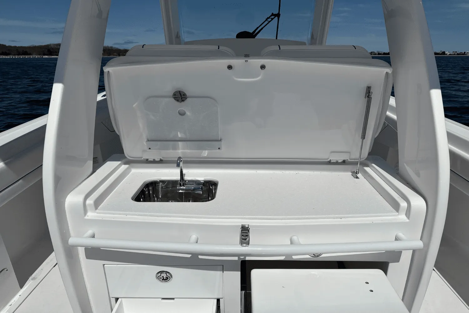 2025 Intrepid 345 NOMAD SE Image Thumbnail #17