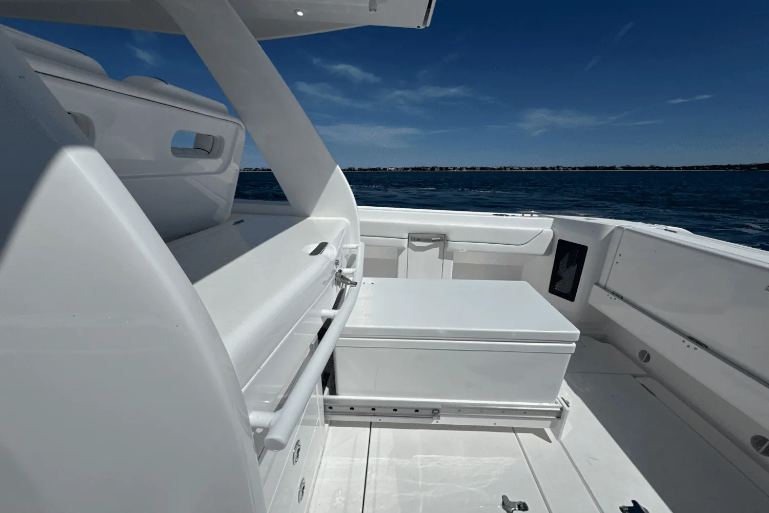 2025 Intrepid 345 NOMAD SE Image Thumbnail #30