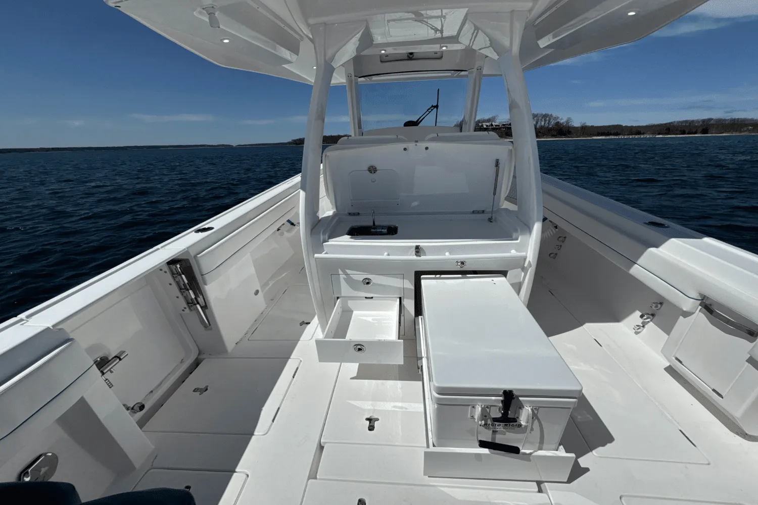2025 Intrepid 345 NOMAD SE Image Thumbnail #21