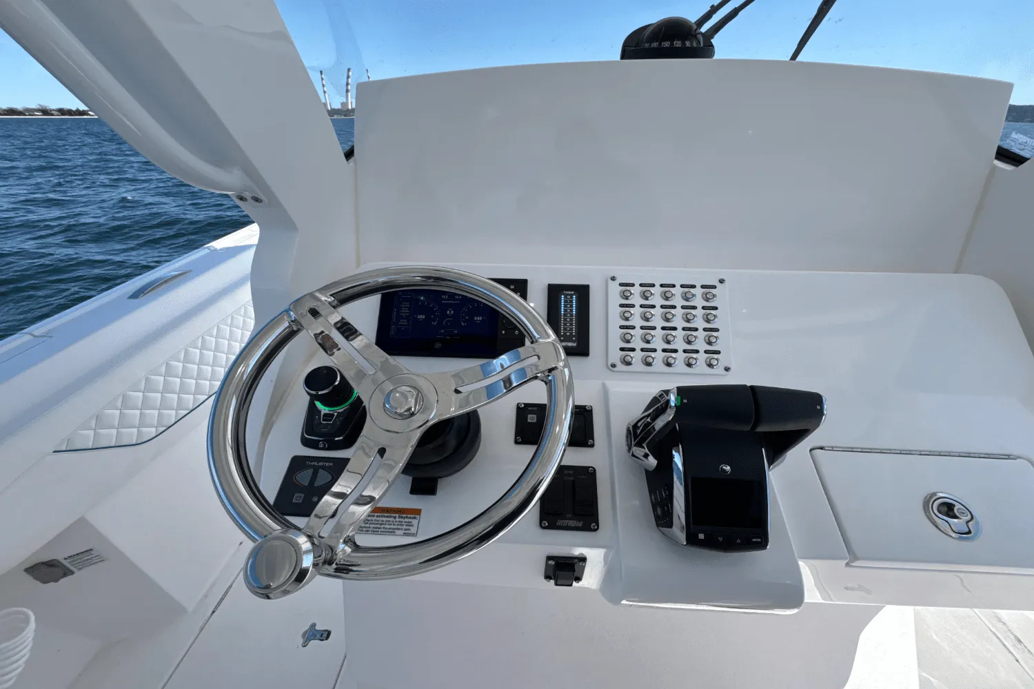 2025 Intrepid 345 NOMAD SE Image Thumbnail #36