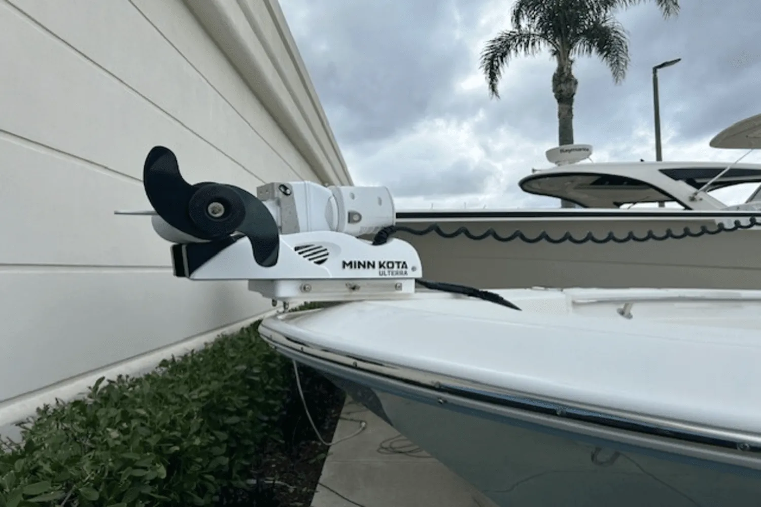 2022 Boston Whaler 250 DAUNTLESS Image Thumbnail #10