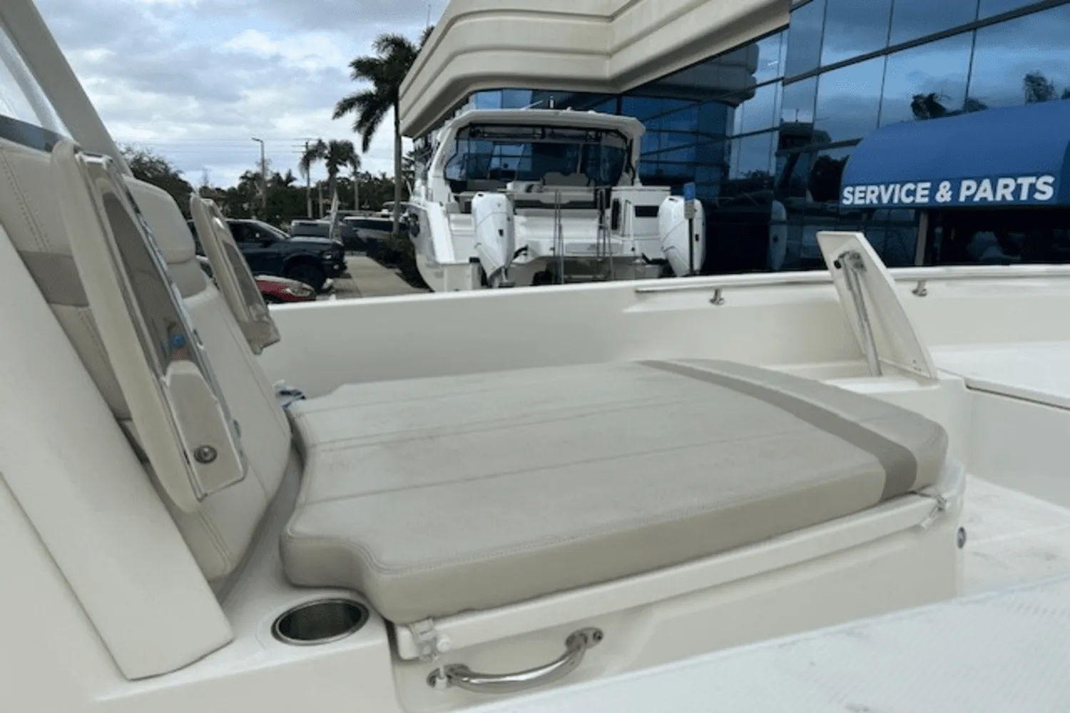 2022 Boston Whaler 250 DAUNTLESS Image Thumbnail #12